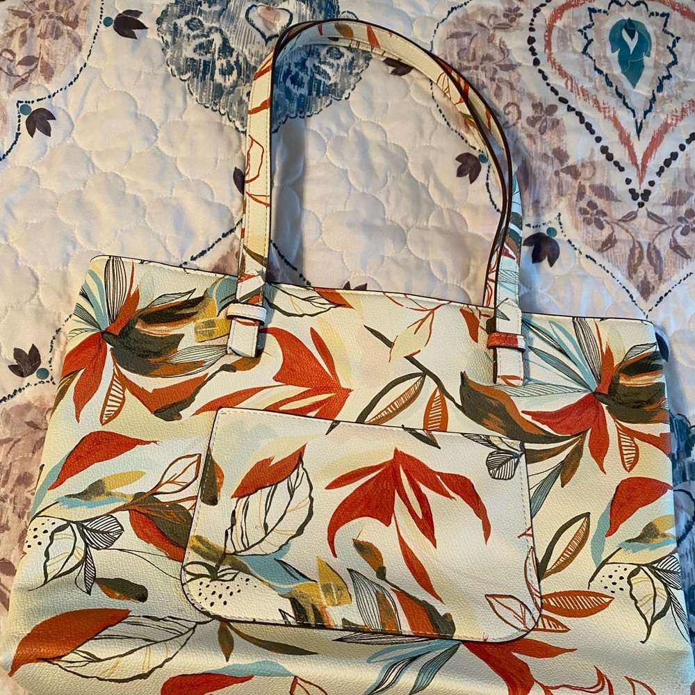 Pocketbook - Picture 7 of 10